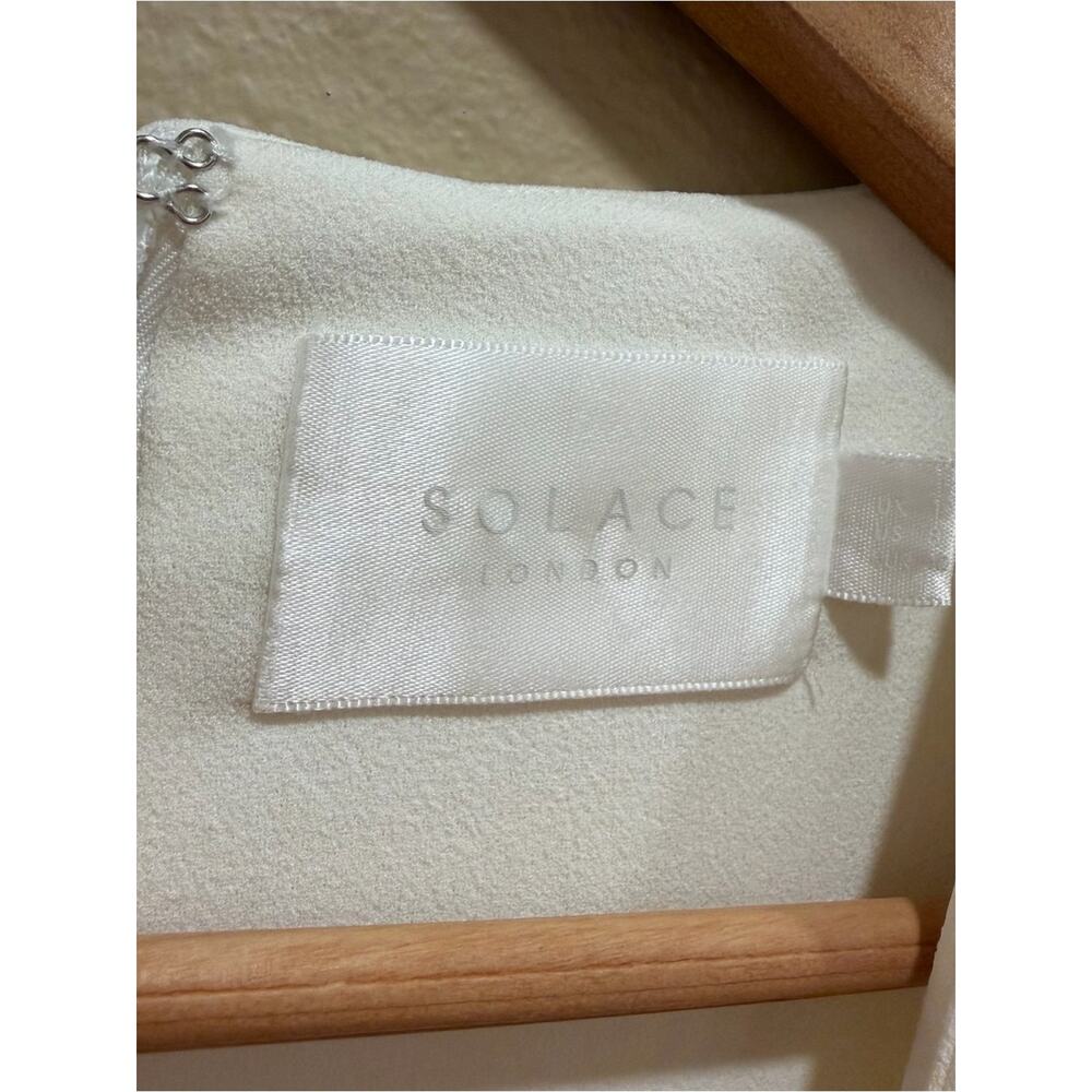 Solace London Women’s Deep V-Neck Short Sleeve Bodycon Dress in Cream 8 - Picture 14 of 14